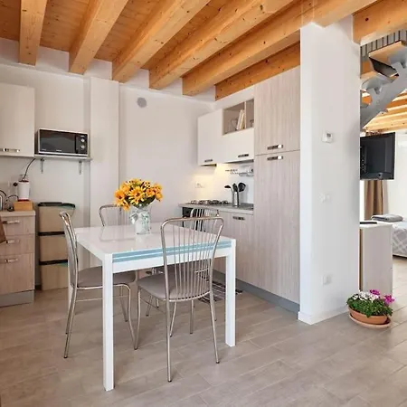 Apartment Leone *